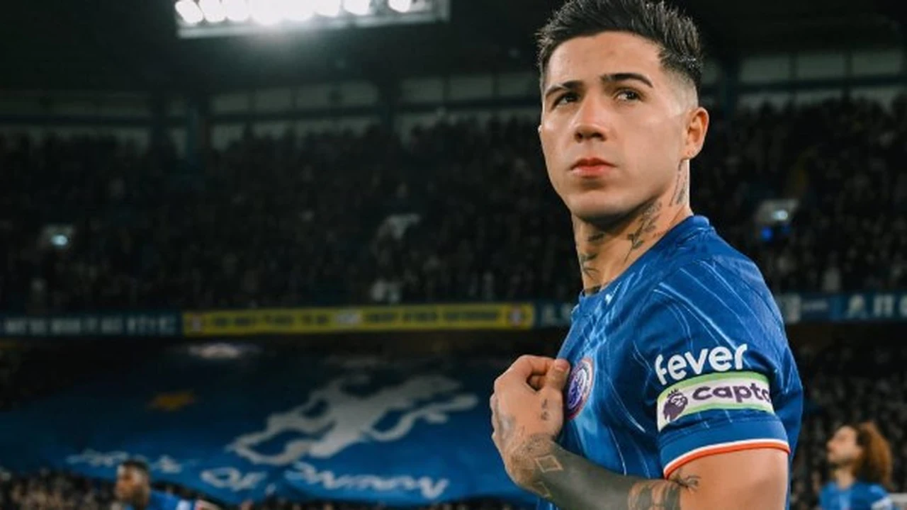 إنزو فرنانديز يشعل الميركاتو.. طلب رحيل متوقع من تشيلسي وحلم الانتقال إلى ريال مدريد